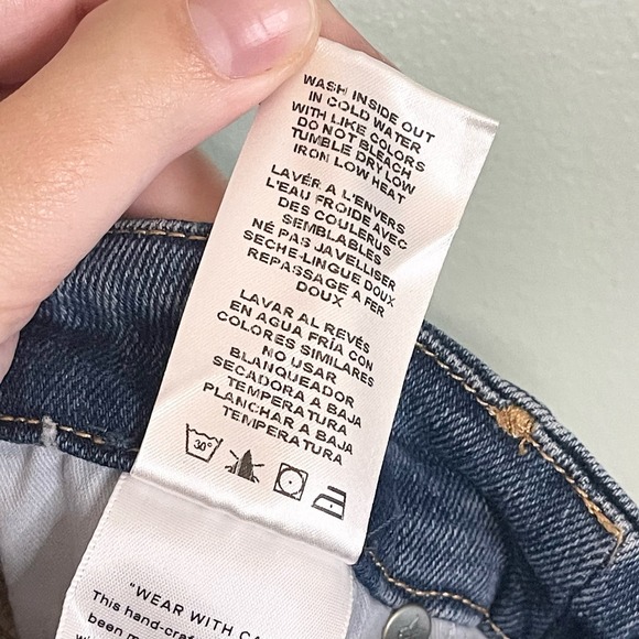 GOOD AMERICAN Blue Raw Distressed Good Curve Straight Leg Denim Jeans Size 6 NWT - Picture 16 of 16